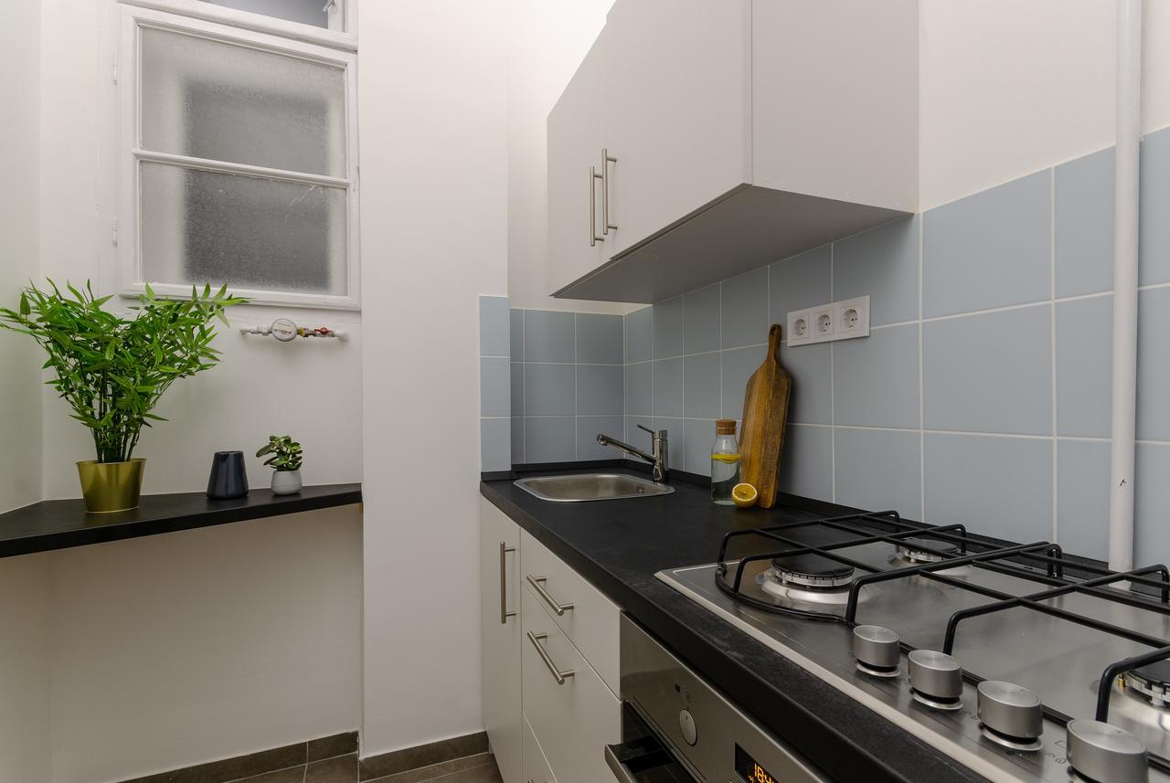 Ajowan Apartment Budapeste Exterior foto
