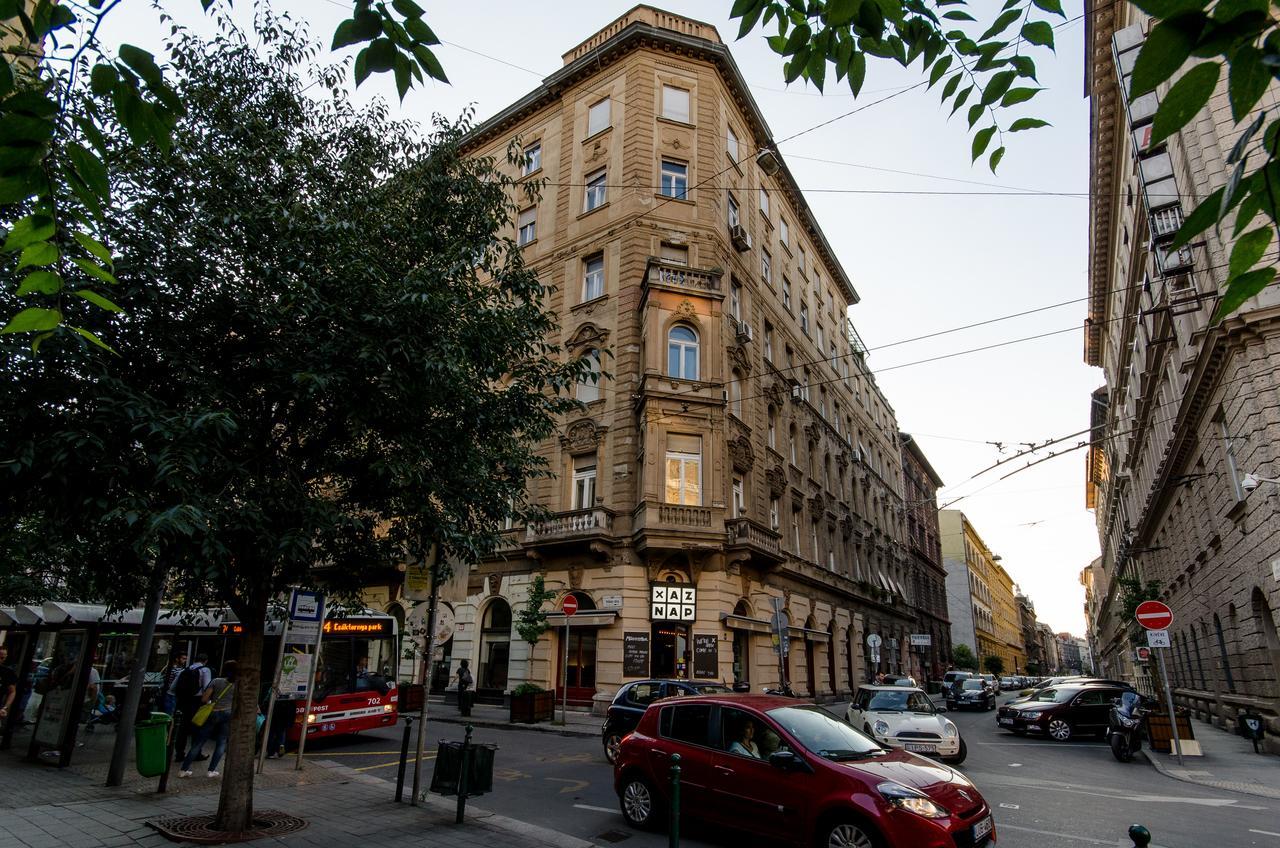 Ajowan Apartment Budapeste Exterior foto